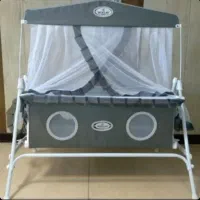 گهواره نوزاد