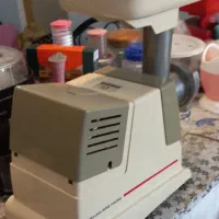 چرخ گوشت نو|خردکن، آسیاب، غذاساز|رشت, سلیمانداراب|دیوار