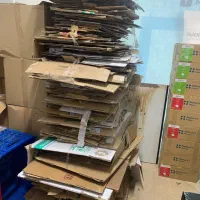 ضایعات کارتن و کاغذ مس برنج درمحل|عمده‌فروشی|تهران, جنت‌آباد شمالی|دیوار