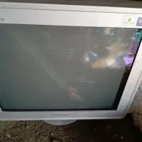 مانیتور قدیمی برمیدارم