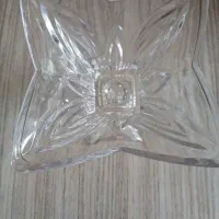 شکلات خوری با پیش دستی