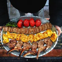 سالندار ،ظرفشور، گارسون