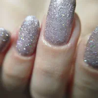 آموزش/استخدام ناخنکار / رنگ کار / مژه کار /نصیرشهر