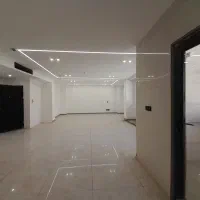 ( ۲۲بهمن نزدیک وحدت ) ۲۰۰متر ۲پارکینگ ۴خواب لاکچری