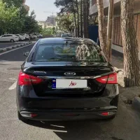 ام وی ام اریزو ۵ iE