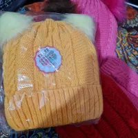 کلاه وشال برای ۳تا ۹ساله داخل خز|لباس|اصفهان, دستگرده|دیوار