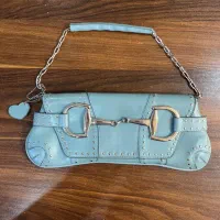 تعدادی کیف ورق بزنید