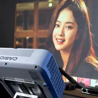 ویدئو پروژکتور casio ut 310|تلویزیون و پروژکتور|تهران, ونک|دیوار
