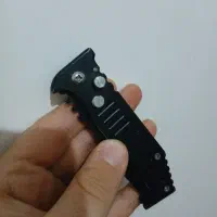 چاقو ضامن دار