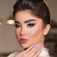 میکاپ تخصصی ۸۰۰ و شینیون ۷۰۰