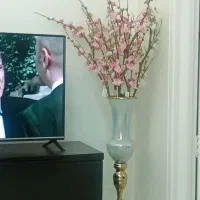 گل های مصنوعی وگلدان نو سالم