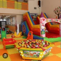 مربی شهر بازی سرپوشیده