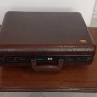 کیف اداری مردانه وکیف آرایشی زنانه