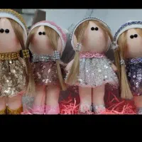 عروسک دخترانه|اسباب‌‌بازی|رباط‌کریم, رباط‌کریم|دیوار