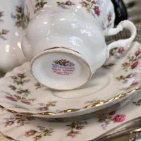 چای خوری رویال آلبرت ملکه الیزابت کلکسیونی