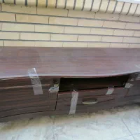 میز تلویزیون در حد نو