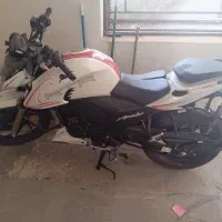 آپاچی ۲۰۰ نیوفیس