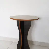 میز گرد( میز خاطره)