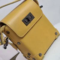 کیفهای نو و در حد نو سالم و شیک|کیف، کفش، کمربند|نیشابور, شهرک فرهنگیان|دیوار