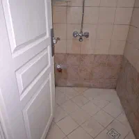 83 متری /پارکینگ /دارای تخت تاشوی /دو خواب/پاتریس