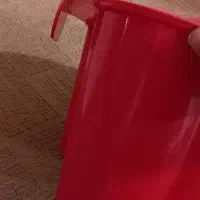 سطل زباله و جاکلیدی و گل مصنوعی|صنایع دستی و سایر لوازم تزئینی|گلپایگان, |دیوار