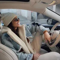 فقط یک بانو برای درآمد ۱ میلیارد تومن