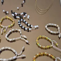 دستبند سنگ اصل شیک نو رنگ ثابت بشرط