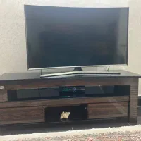 میز تلویزیون در حد نو