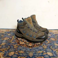 بوت پوتین کوهنوردی اورجینال|کیف، کفش، کمربند|همدان, |دیوار