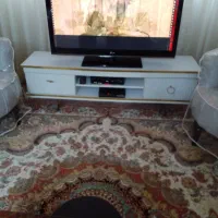 میز تلوزیون کاملا سالم سایز ۱۶۰