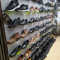 کفش فقط سایز 40 تا 47 فقط فردا