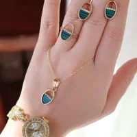 ساعت انگشتر گوشواره مدال