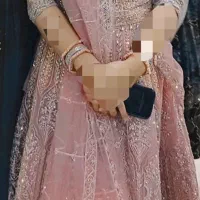 لباس هندی یا ساری دامن رنگ صورتی