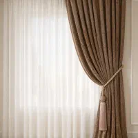 پرده مخمل شانل نسکافه‌ای نواردوزی شده + شرابه لوکس