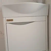 روشویی تمیز و کم‌کار