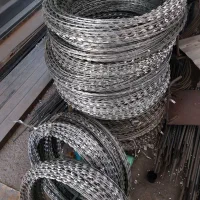 انواع تور فنس باغی(پایه سیمانی)|خدمات باغبانی و درختکاری|کرمانشاه, |دیوار