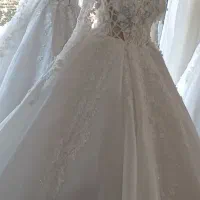 خیاط خانم ماشین حتما داشته باشه