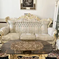 مبل سلطنتی ب همراه میز ناهارخوری