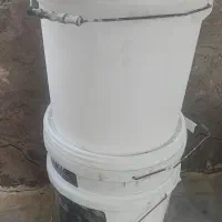 سطل بزرگه و دبه اب فروشی