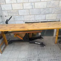 میز چوبی با اسکلت فلز
