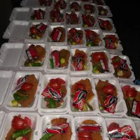 تهیه و طبخ انواع غذاها ی ایرانی و فرنگی|خدمات پذیرایی، مراسم|خمین, |دیوار