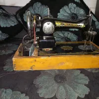 چرخ خیاطی قدیمی مارک پروانه