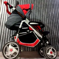 کالسکه خارجی گلدن کیدس در حد نو سیسمونی رو به مادر