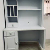 میز لوازم التحریر