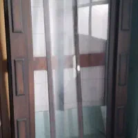 ویترین جنس چوب قهوه‌ای سوخت. نو نو بدون خط خش|بوفه، ویترین، کنسول|تهران, یافت‌آباد|دیوار