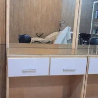 میز آرایشی