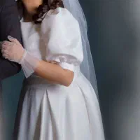 لباس عقد و بله برون