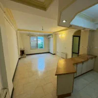 ریزمتراژ همگام با بازار هدف/ در ولیعصر