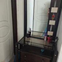 تخت خواب میز آرایشی