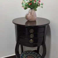 میز کنارسالنی نونو